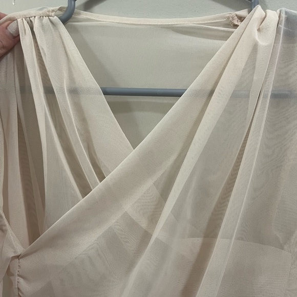 Cream top - Picture 6 of 7